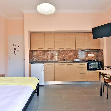 Elina Studios By Travelpro Services - Nea Flogita Halkidiki *