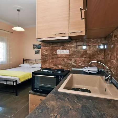 Apartment Elina Studios By Travelpro Services - Nea Flogita Halkidiki