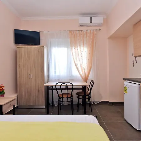Elina Studios By Travelpro Services - Nea Flogita Halkidiki Apartment *